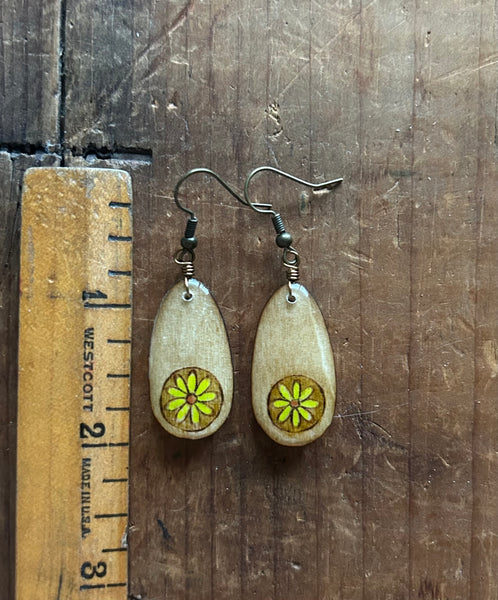 Moss Flower Teardrops