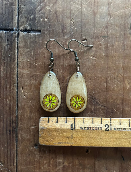 Moss Flower Teardrops